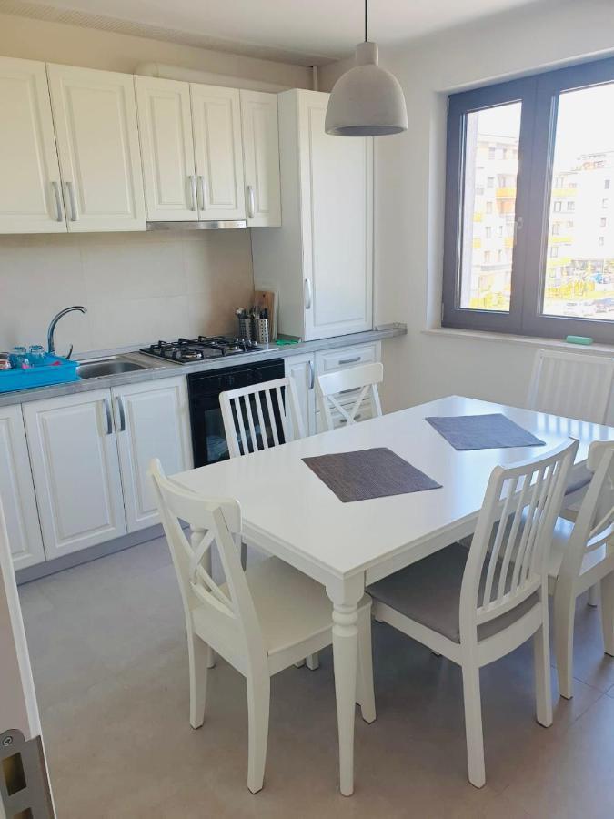 Segovia Apartament 2 Apartment Брашов Екстериор снимка