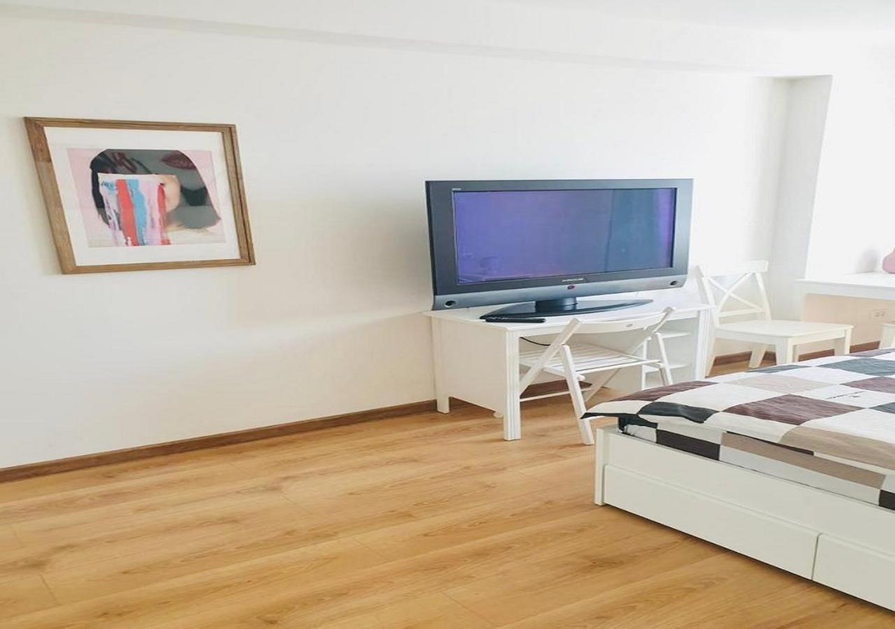 Segovia Apartament 2 Apartment Брашов Екстериор снимка